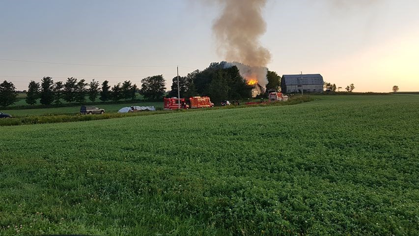 Un incendie de résidence tôt ce matin à Saints-Anges