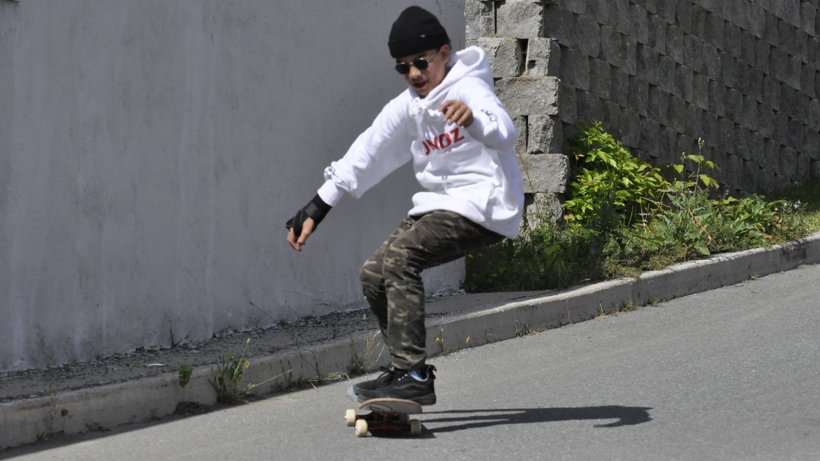 Une compétition de skateboard dans la 113e rue