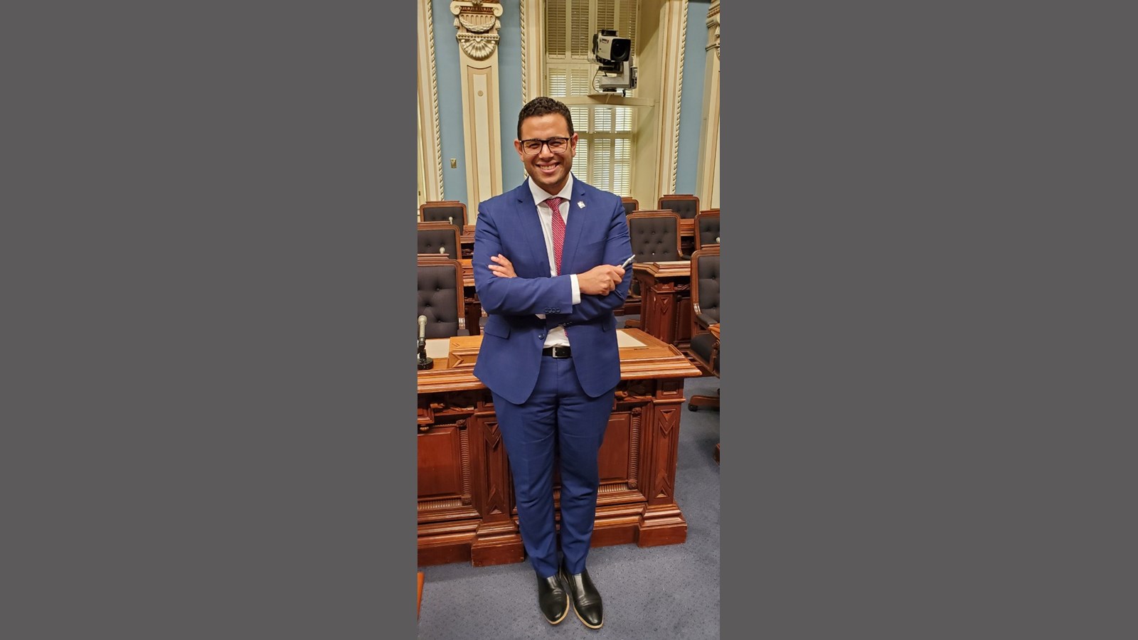 Vidéo - Samuel Poulin nous parle de la commission sur l'avenir des médias en direct de l'Assemblée nationale.