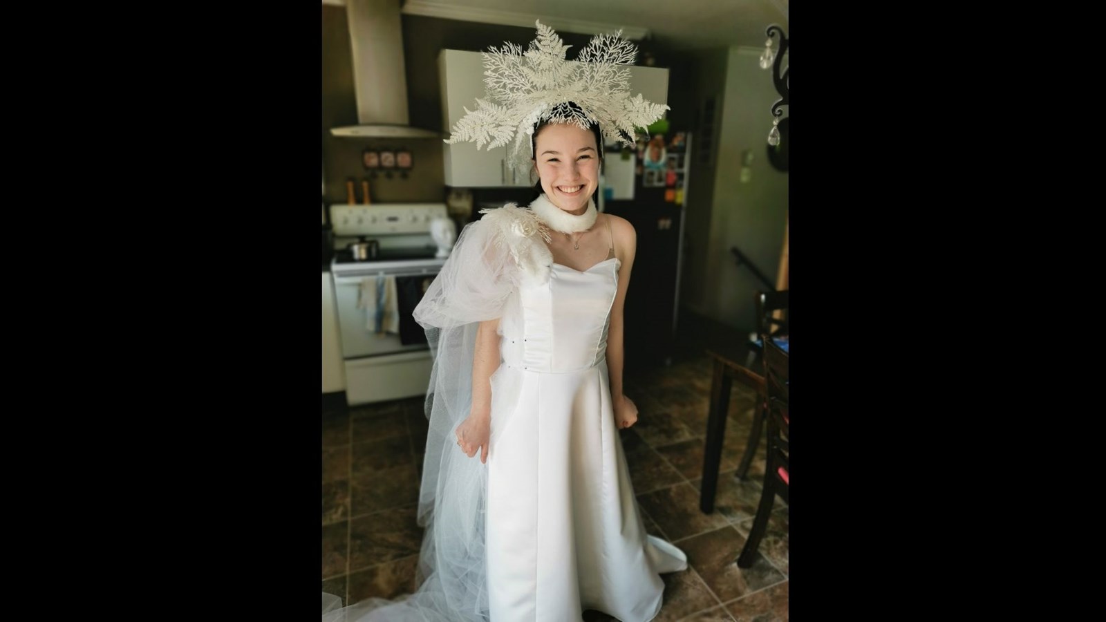 Premier essayage de Maya Caron, Miss Teen Canada Globe 2019