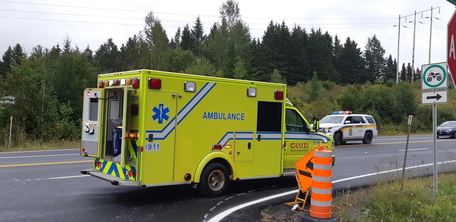 Accident impliquant des voitures et une moto à Saint-Georges