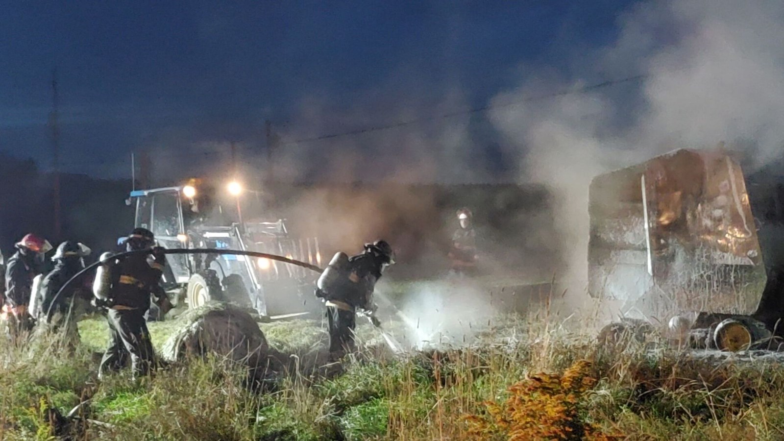 Un tracteur a été la proie d'un incendie à Saint-Georges