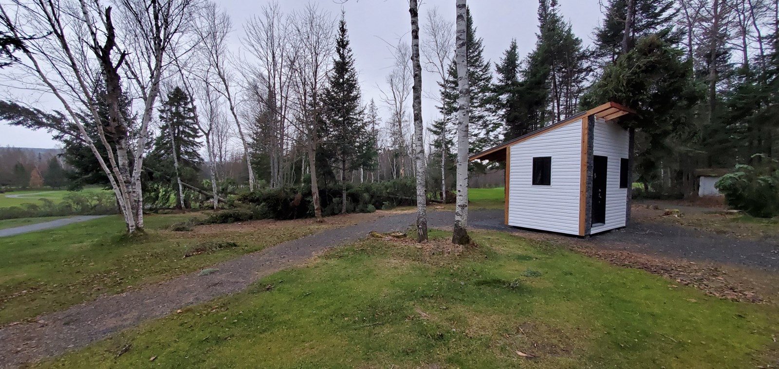 Photo-reportage : les dégâts au Club de golf Saint-Georges