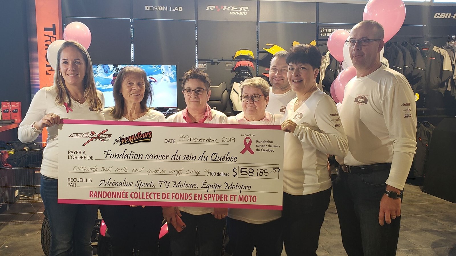 Pamela Besner, Louise Bélanger et le comité de la Randonnée collecte de fonds en spyder-moto