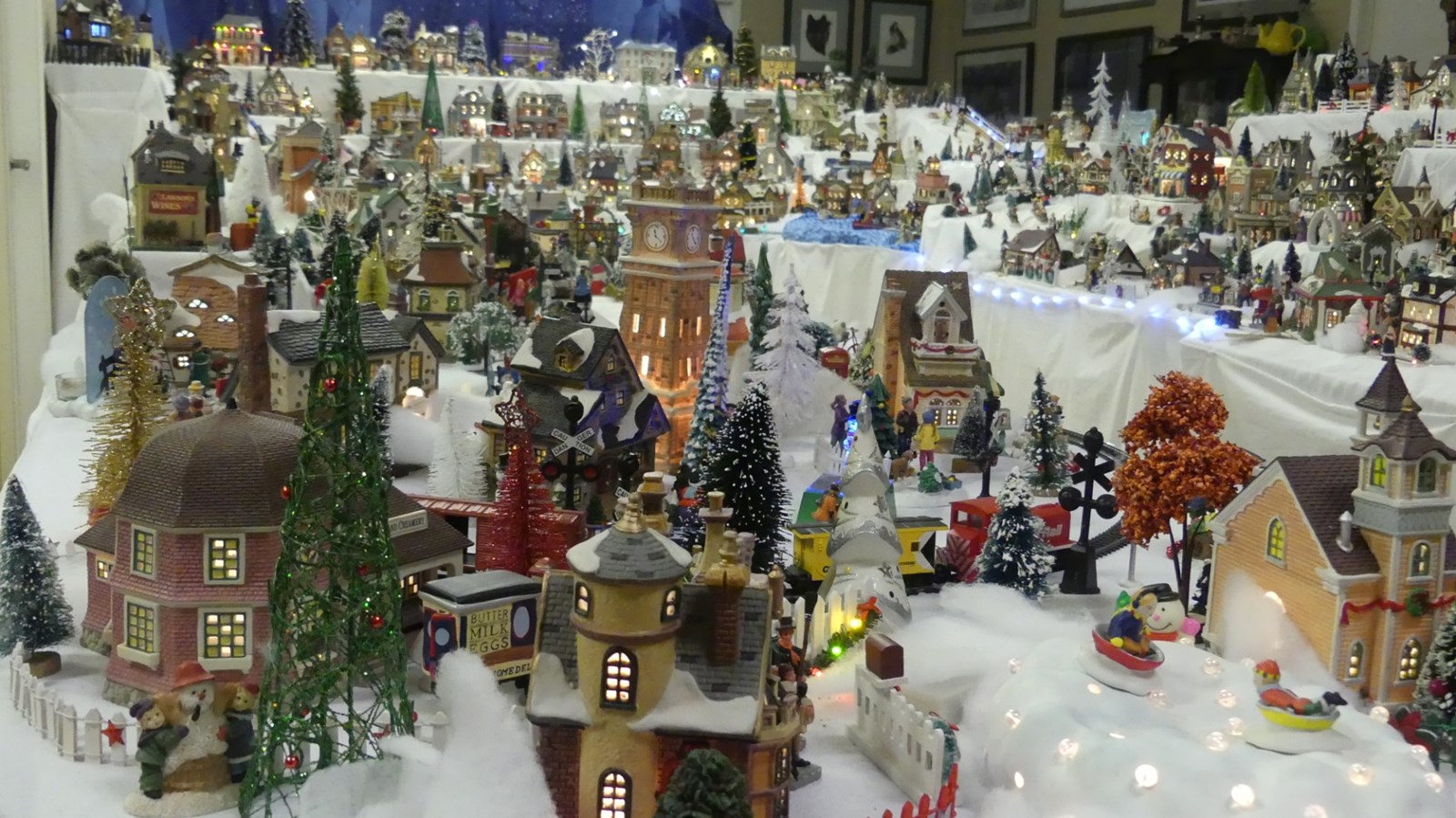 La féérie de Noël se passe en plein milieu du salon de Rachel et Philippe