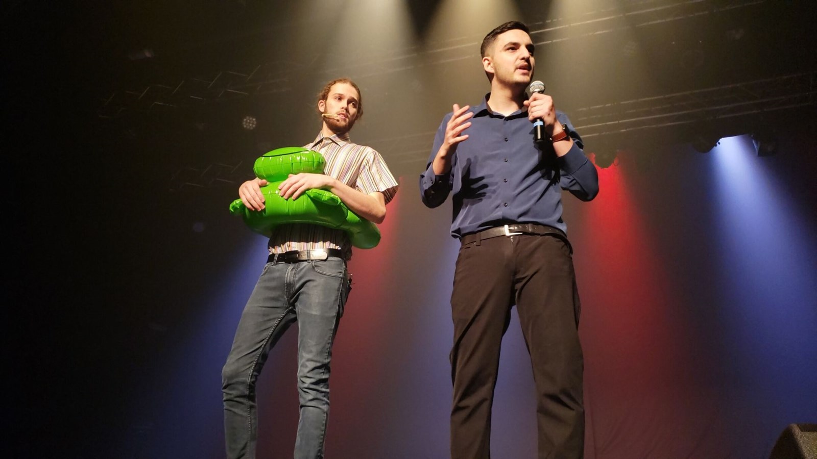 TIK ET TOK duo formé de Maxime Roy et Olivier Létourneau, les couples s’enchainent, mais l’amitié reste