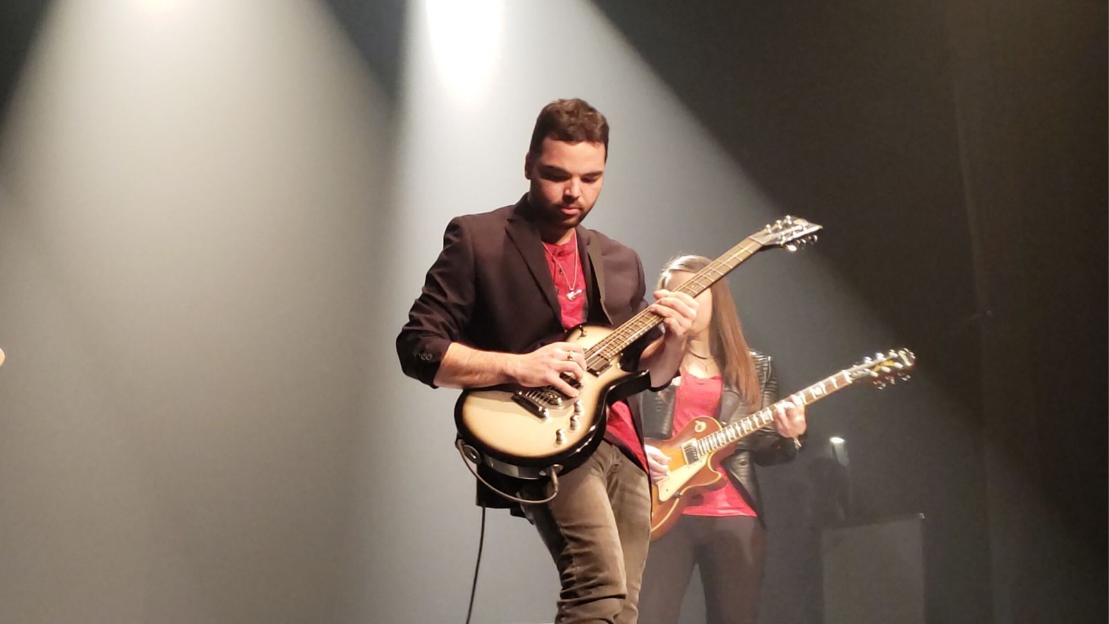 Le Groupe IMPULSION composé de de Cynthia Boulet, Audrey Fortin, Émile Gagné, Arianne Labbé, Maxime Poulin et Nicolas Poulin