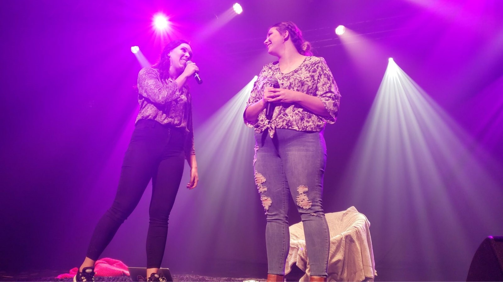 Audrey Fortin et Corry Vitry, Deux petits bouts de monde