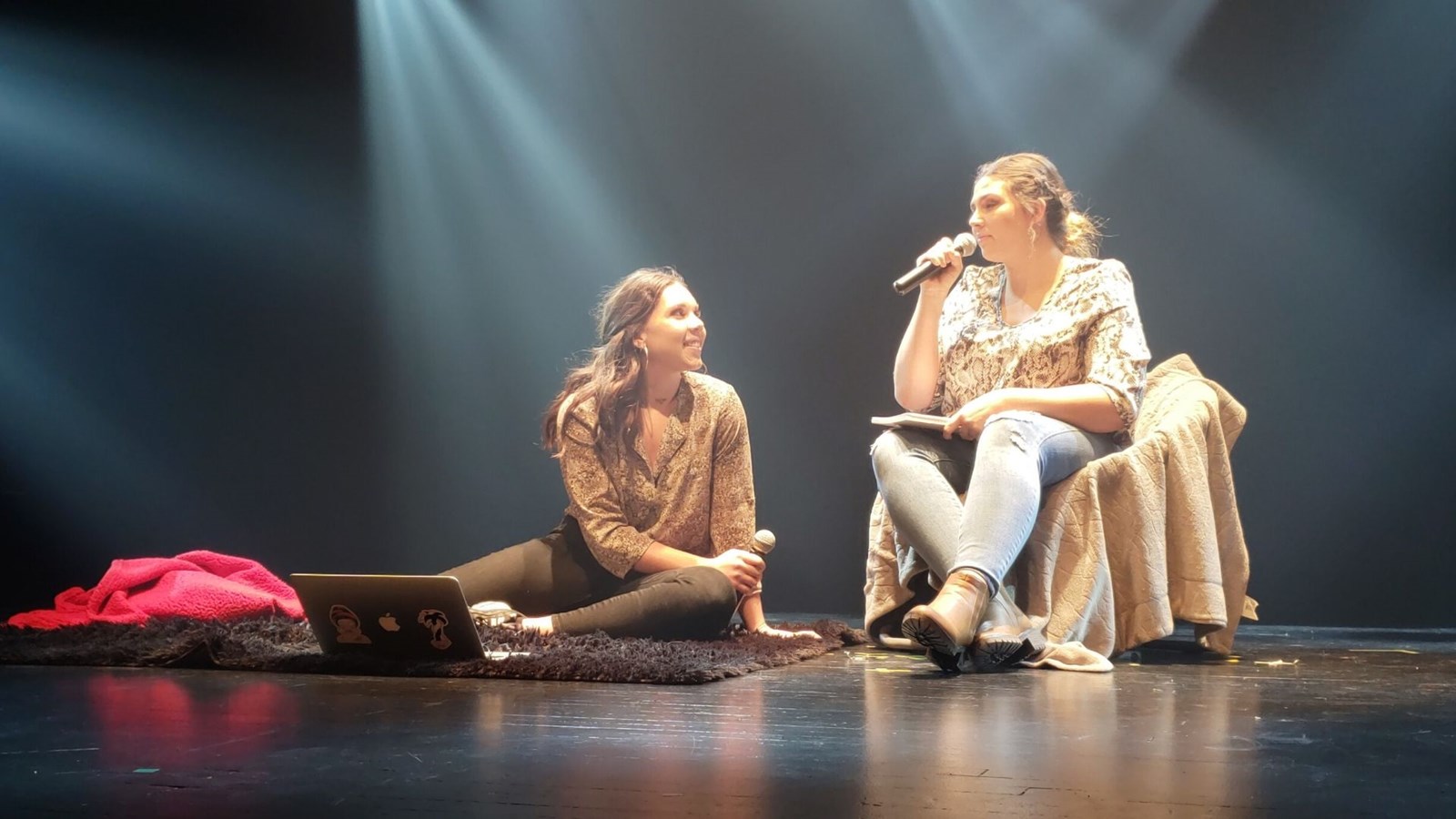 Audrey Fortin et Corry Vitry, Deux petits bouts de monde