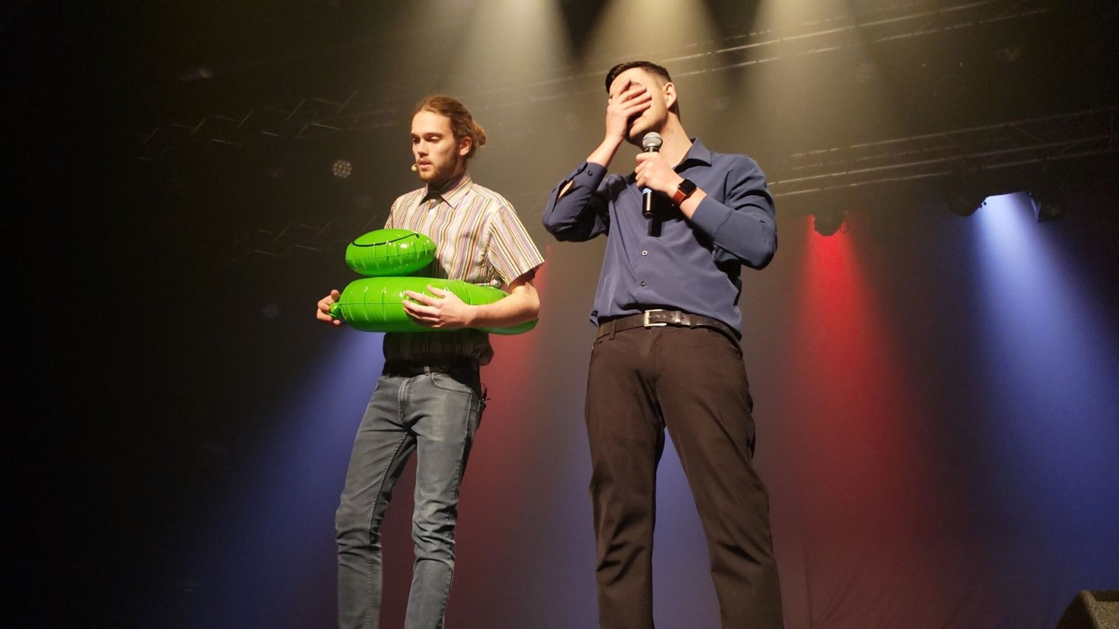 TIK ET TOK duo formé de Maxime Roy et Olivier Létourneau, les couples s’enchainent, mais l’amitié reste