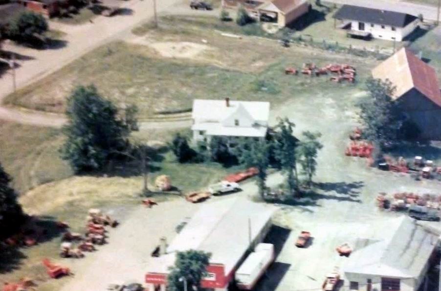 Normand DeLessard présente une pratique des pompiers de Saint-Georges en 2003