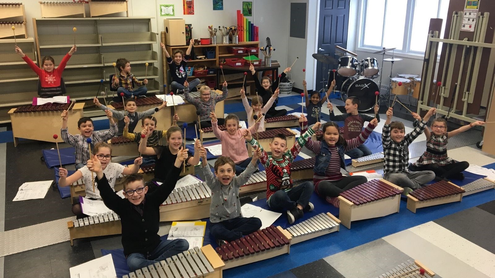 L'école L'Accueil a reçu une soutien de 5 000 $ pour l’achat d’instruments de musique.