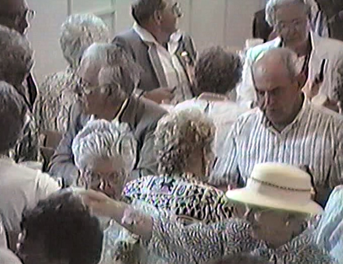 Normand DeLessard présente le souper du 100e anniversaire de l'Église Saint-Évariste-de-Forsyth en 1987