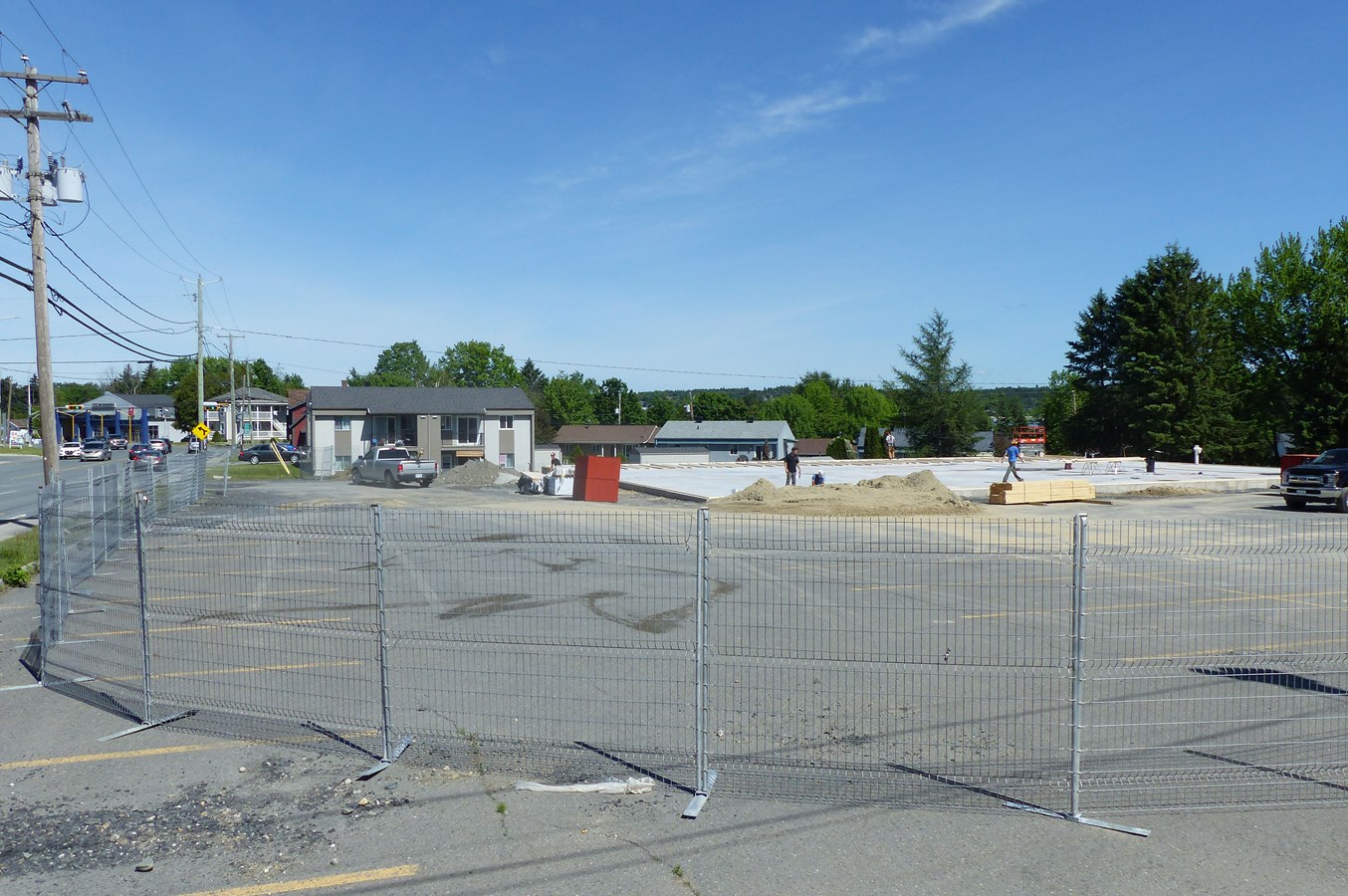 C'est au 1015, boulevard Dionne, dans le secteur Ouest, que sera érigé un nouveau bâtiment qui accueillera un Dollorama.
