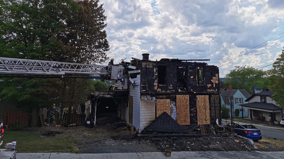 Incendie : des dégâts majeurs sur deux immeubles à logements à Saint-Georges