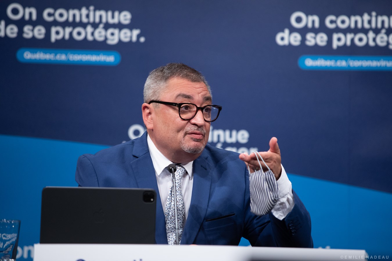 COVID-19: Horacio Arruda met en garde de respecter les règles