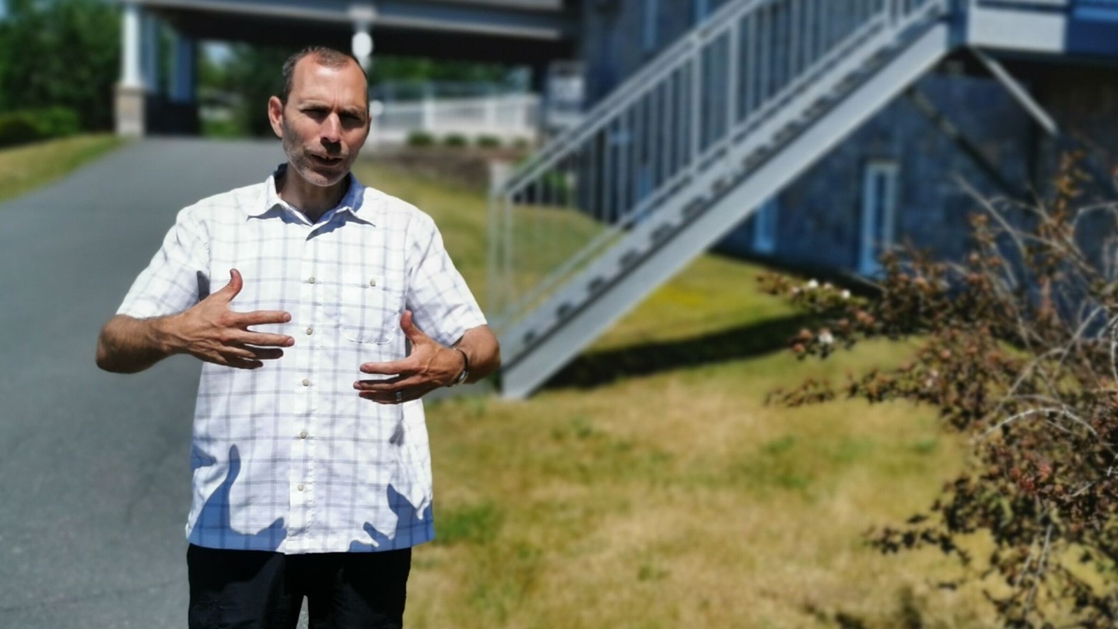 Le pasteur Sylvio Janelle demande des règles « claires » pour le déconfinement des lieux de culte
