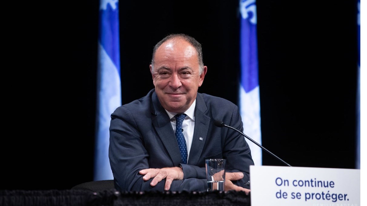 Christian Dubé a présenté son plan articulé autour de neuf axes. L'entrée en vigueur est prévue dès le 30 septembre.