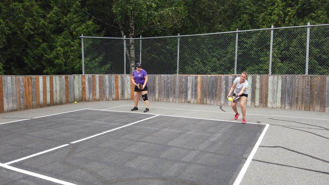 Normand DeLessard présente le Pickleball de Saint Georges