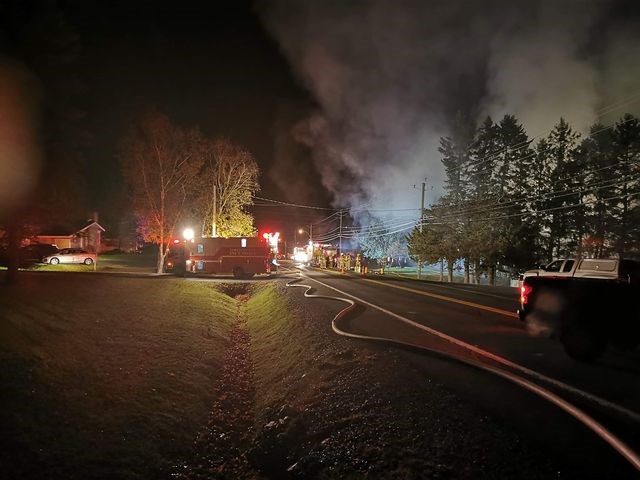 Une résidence est ravagée par les flammes à Saint-Prosper