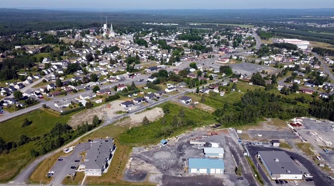 Normand DeLessard présente Saint-Prosper vue du ciel