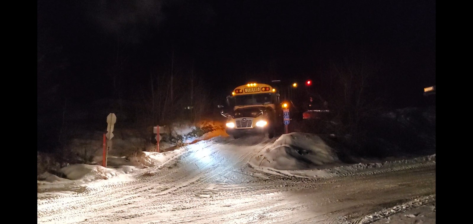 Un autobus scolaire se retrouve en fâcheuse position à cause d'un GPS