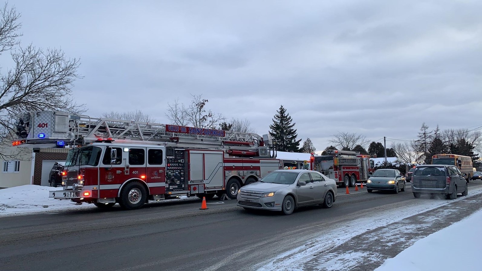Feu de cheminée dans une résidence de la 90e rue à Saint-Georges