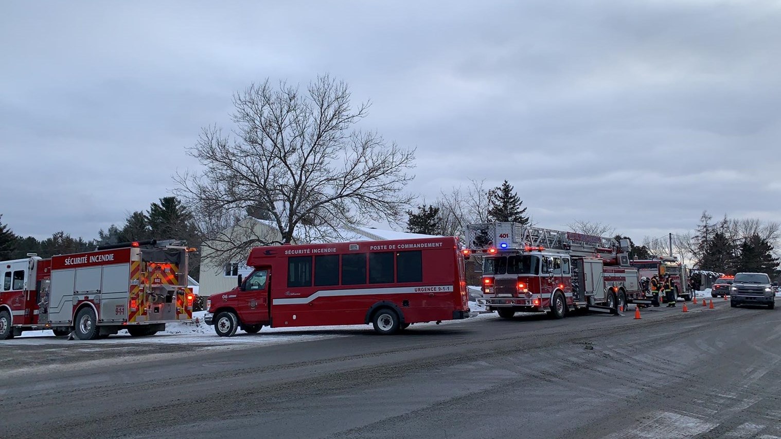 Feu de cheminée dans une résidence de la 90e rue à Saint-Georges