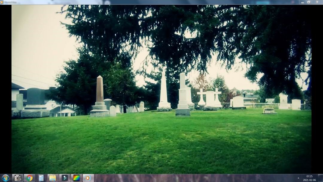 Normand DeLessard présente l'histoire du cimetière Pozer