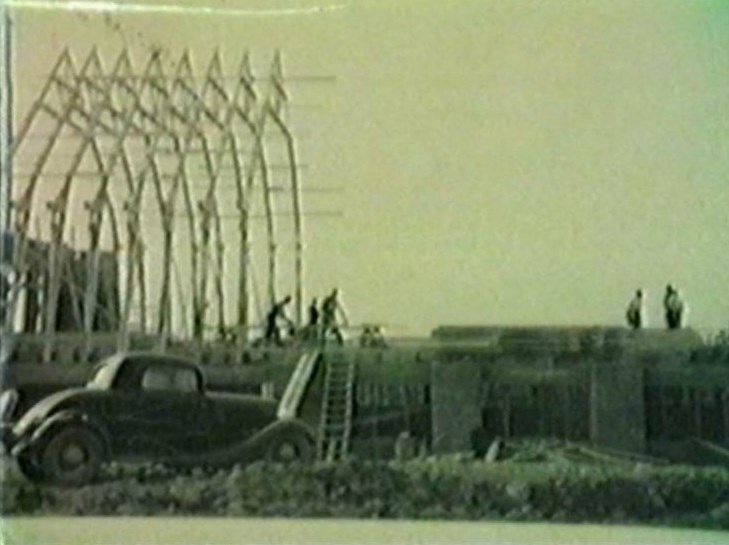 Normand DeLessard présente la construction de l'église de Saint-Robert-Bellarmin