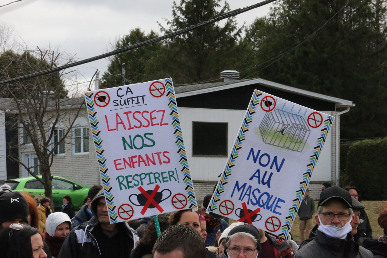 500 personnes à une manif contre les mesures sanitaires de la COVID-19