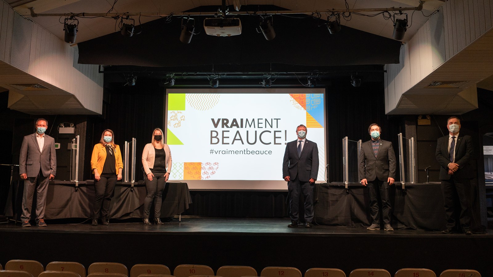 Daniel Chaîné, Hélène Latulippe, Marlène Bisson, Gaétan Vachon, Jonathan V. Bolduc et Normand Roy.