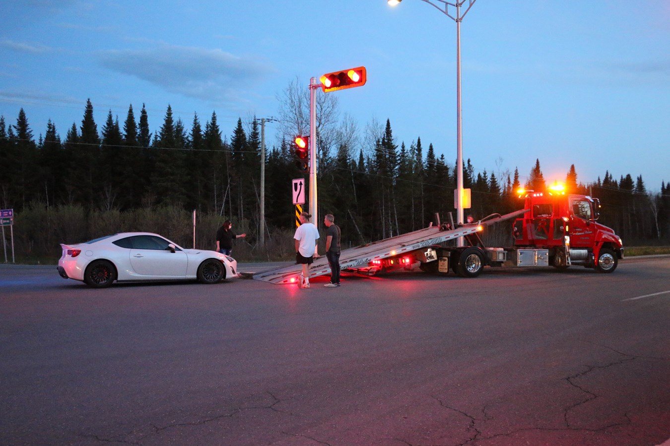 Collision matérielle sur la 74e rue