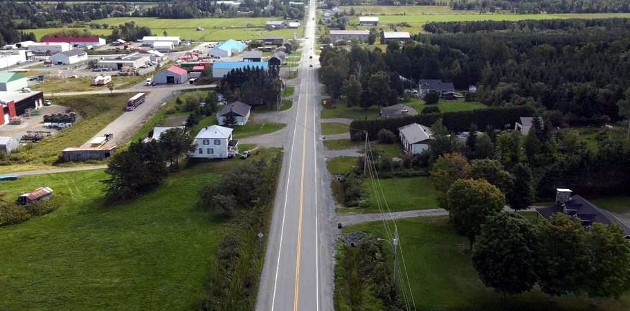 Normand DeLessard présente Sainte-Clotilde vue du ciel