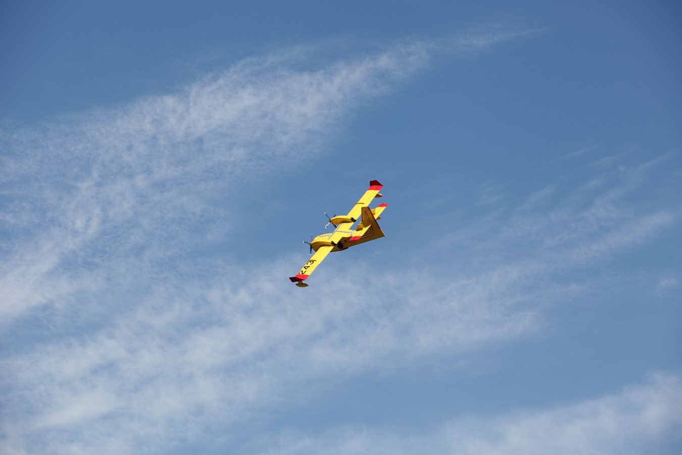 Avion-citerne Canadair CL-415