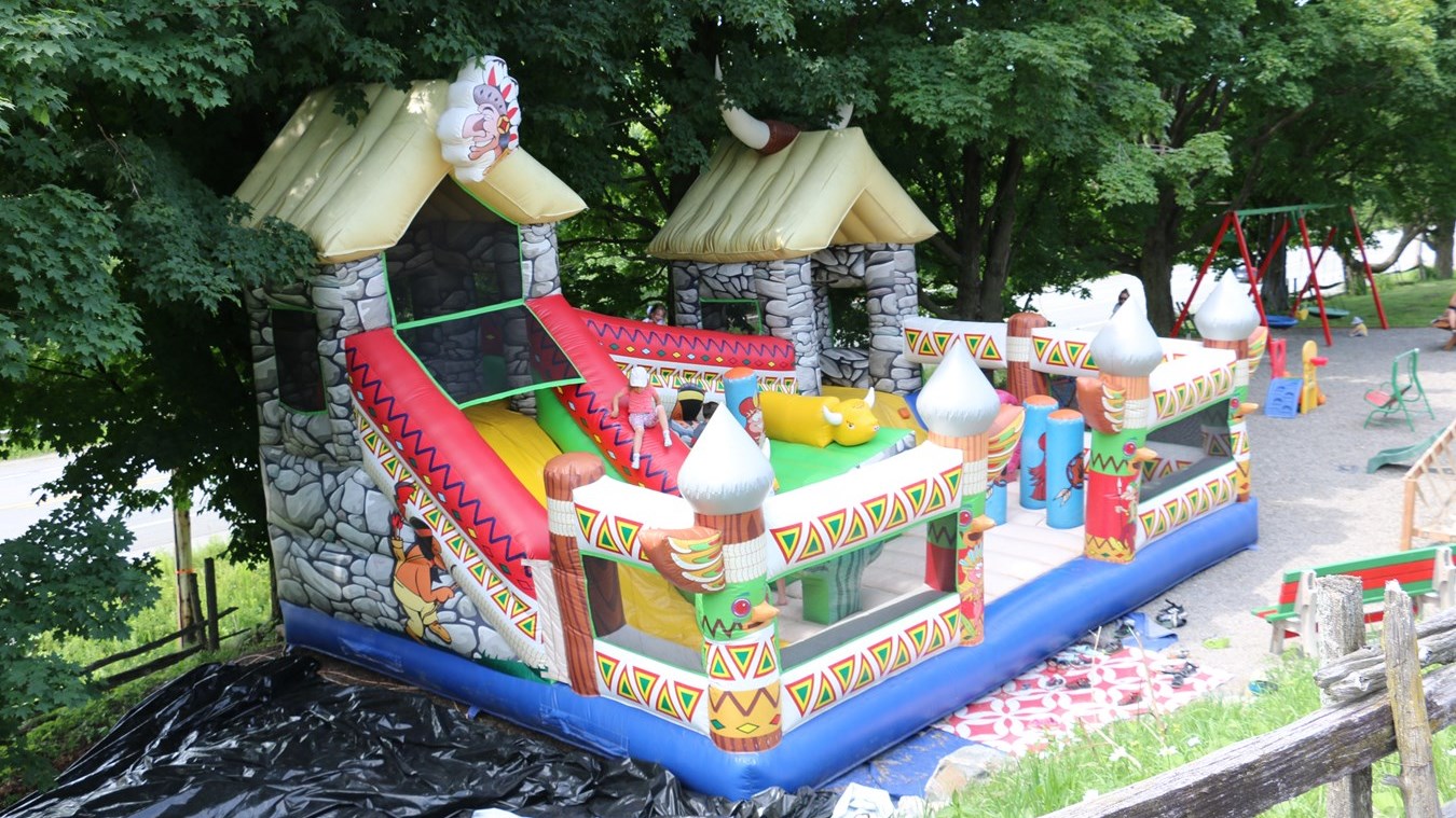 Aux fruits de la colline, Sainte-Marie