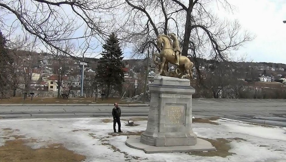 Normand DeLessard présente l'histoire du chevalier Saint-Georges