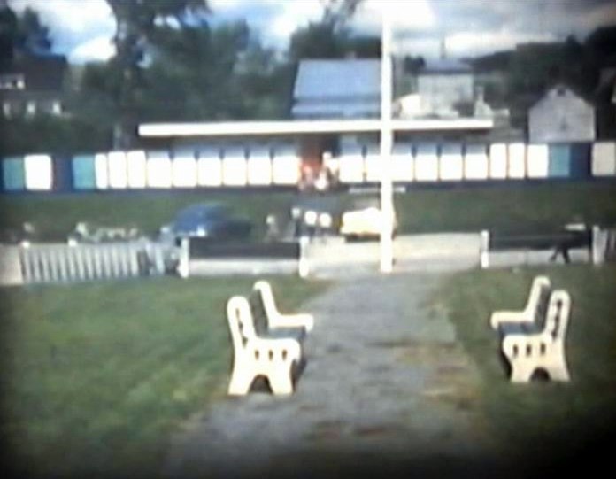 Normand DeLessard présente des souvenirs des piscines de Saint-Georges en 1959