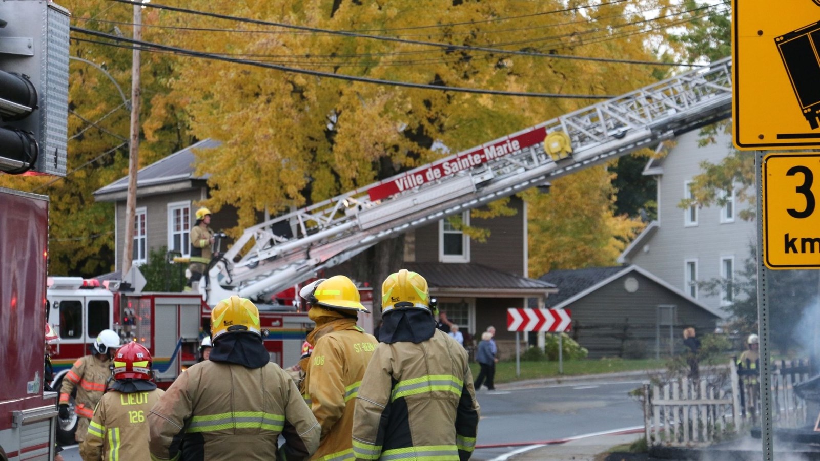 Deux maisons incendiées à Scott