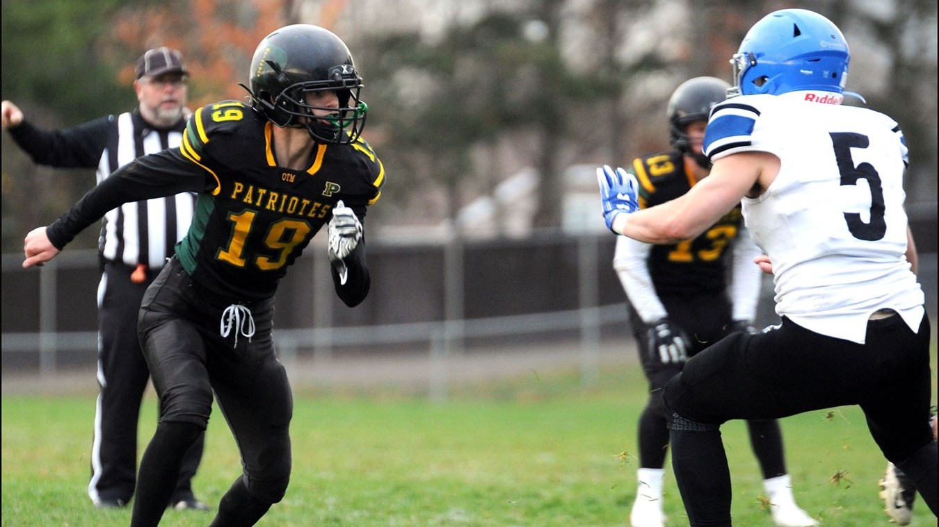 # 19 Emile Lessard