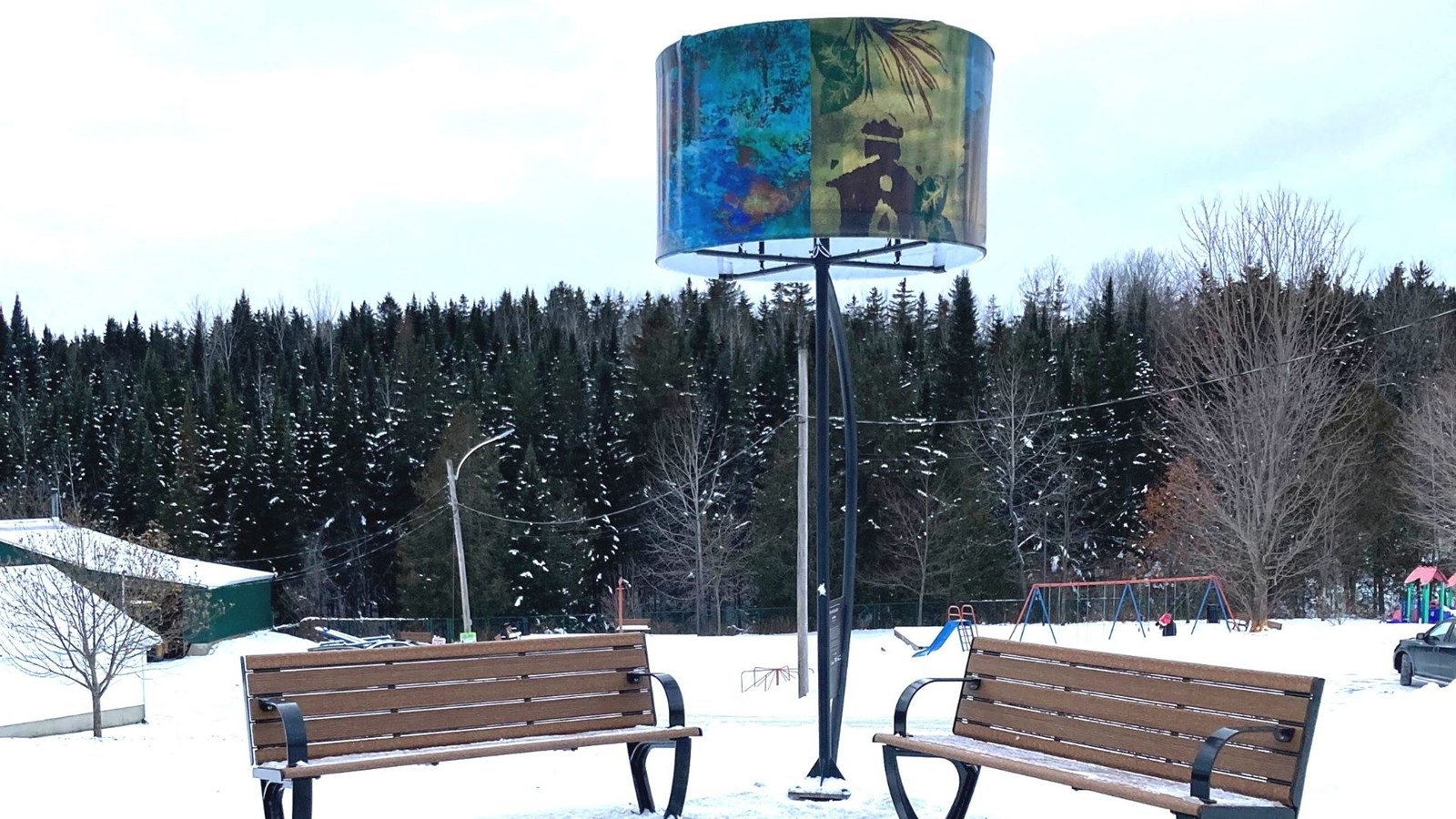 Un lampadaire artistique à Saint-Simon-les-Mines
