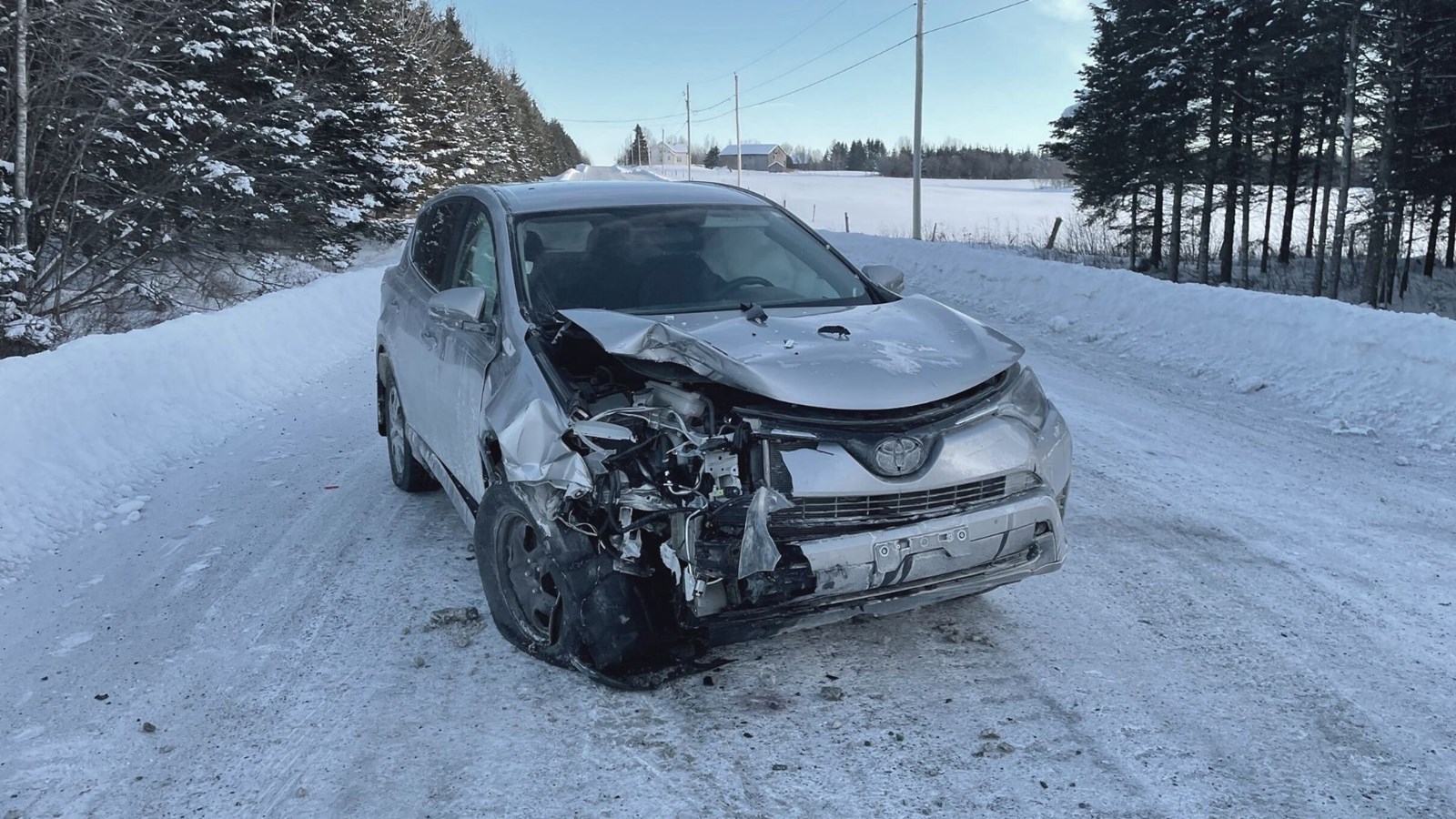 Une collision entre deux véhicules à Saint-Alfred