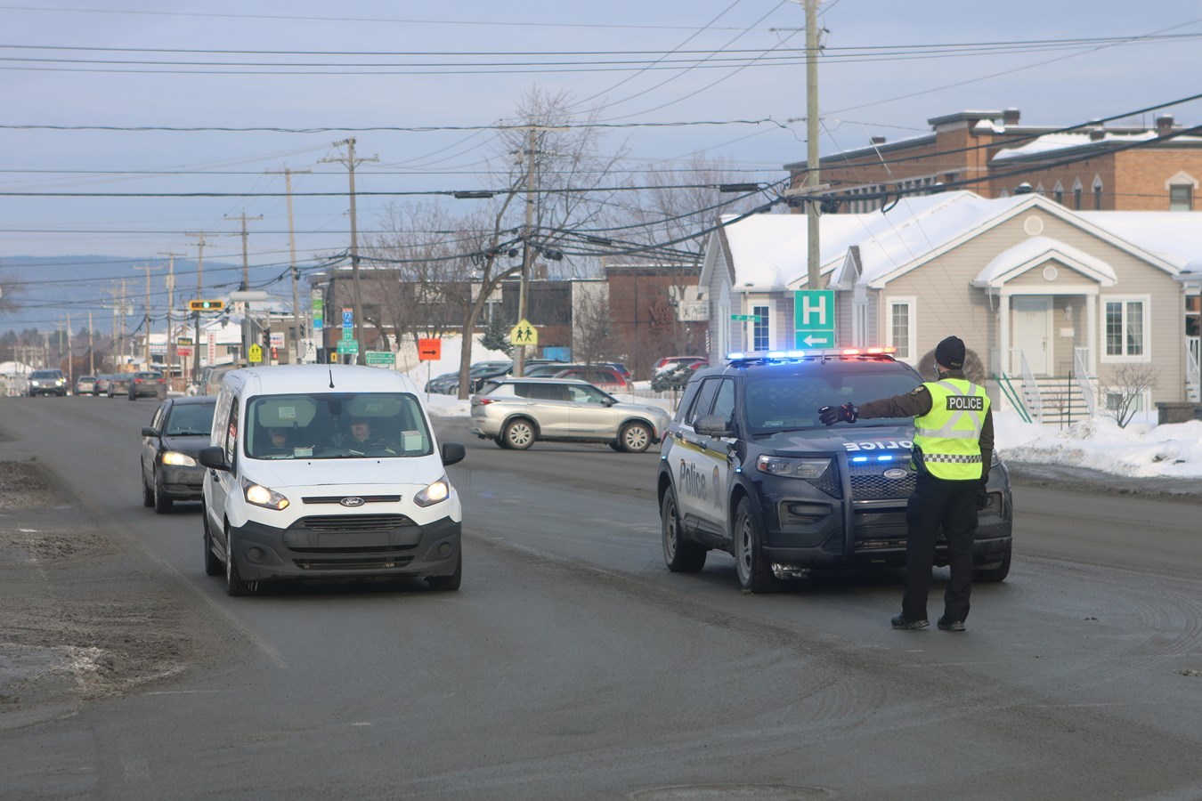 Un accident complique la circulation sur le boulevard Dionne
