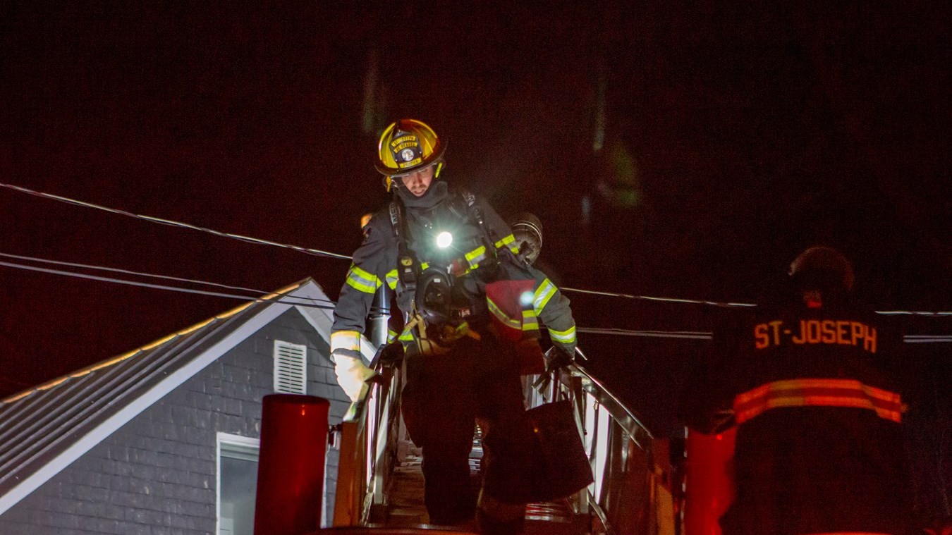 Feu de cheminée à Saint-Joseph