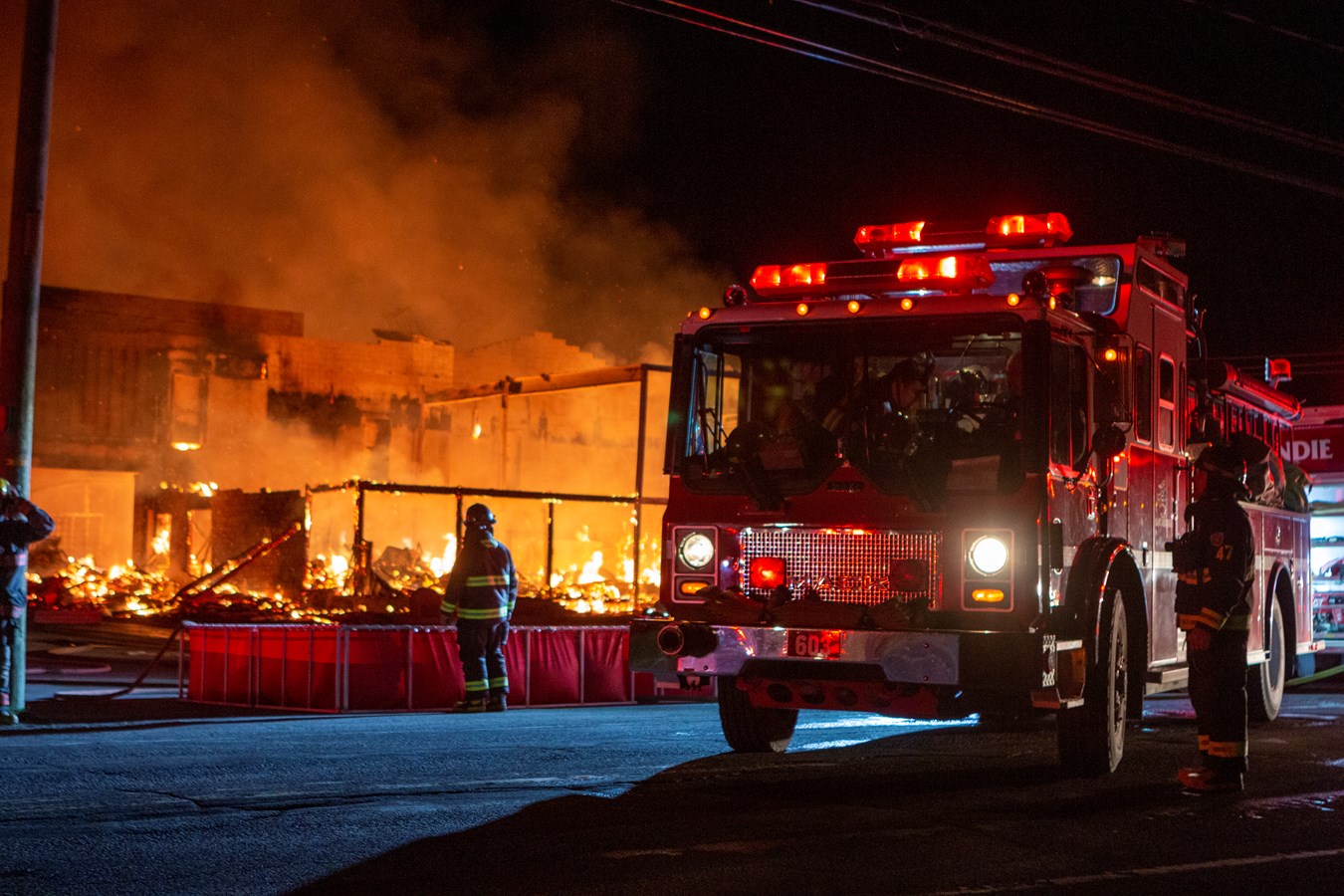 L'usine d'Abritek entièrement rasée par les flammes