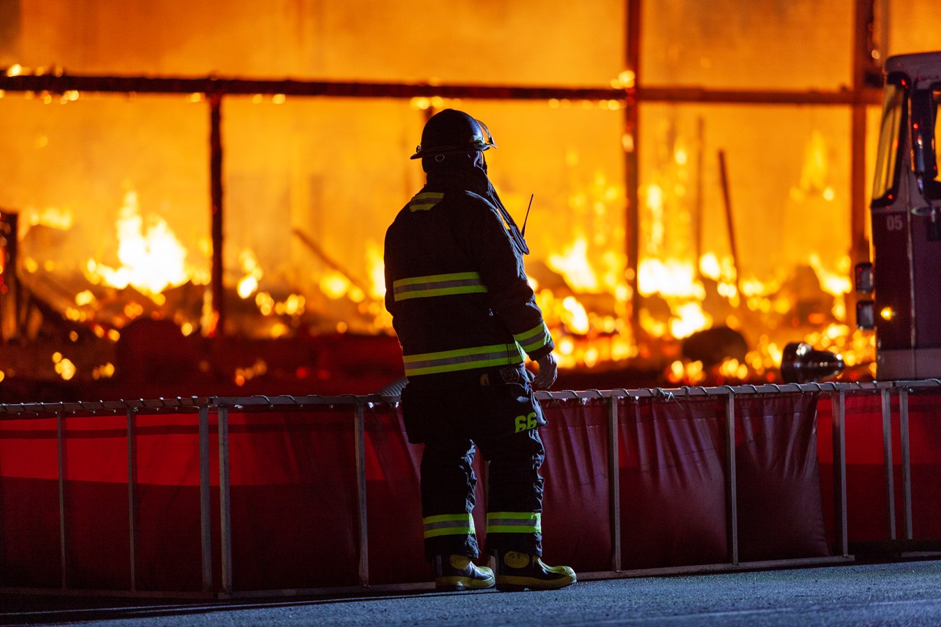 L'usine d'Abritek entièrement rasée par les flammes