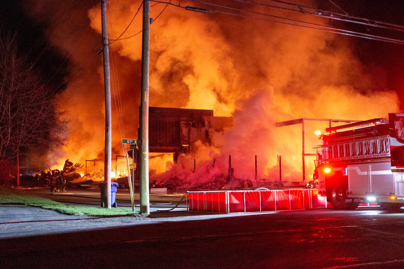 L'usine d'Abritek entièrement rasée par les flammes
