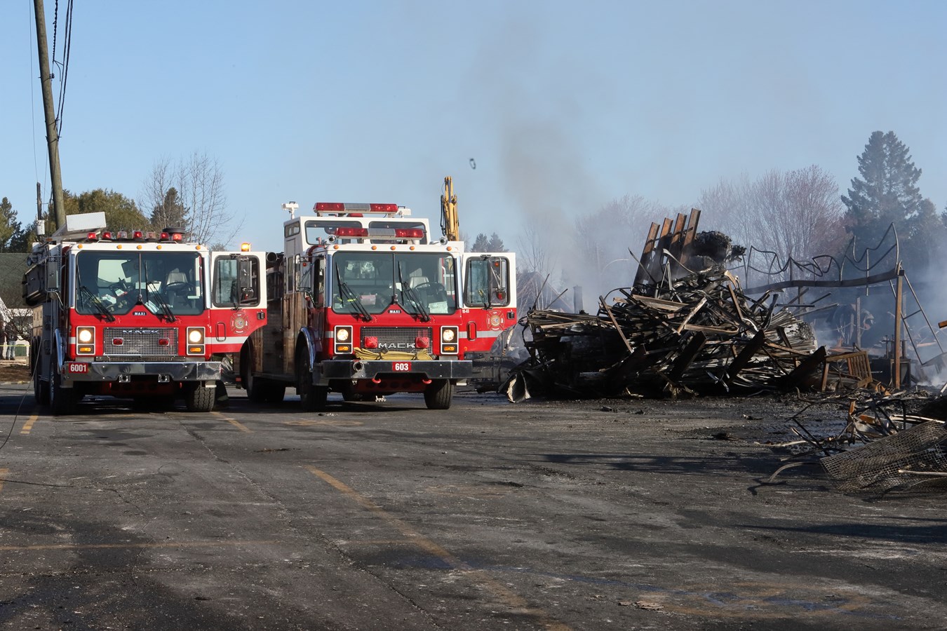 L'usine d'Abritek entièrement rasée par les flammes