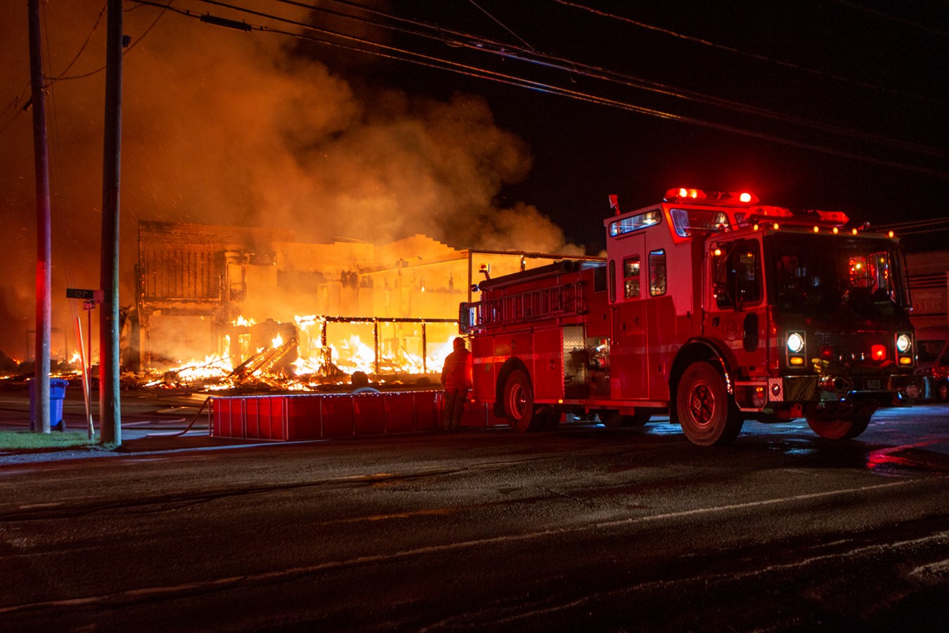 L'usine d'Abritek entièrement rasée par les flammes