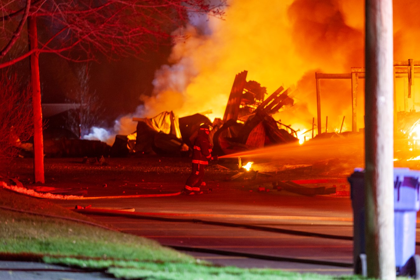L'usine d'Abritek entièrement rasée par les flammes